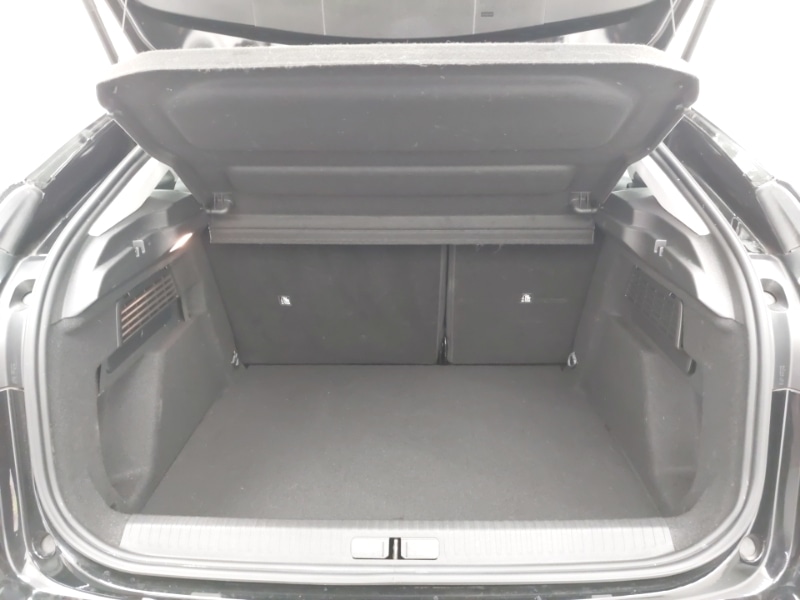 Used Citroen C4 2023 for sale - 76397633: Photo 8