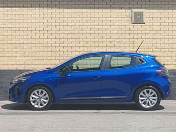 Used Renault Clio 2024 for sale - 75076473: Photo