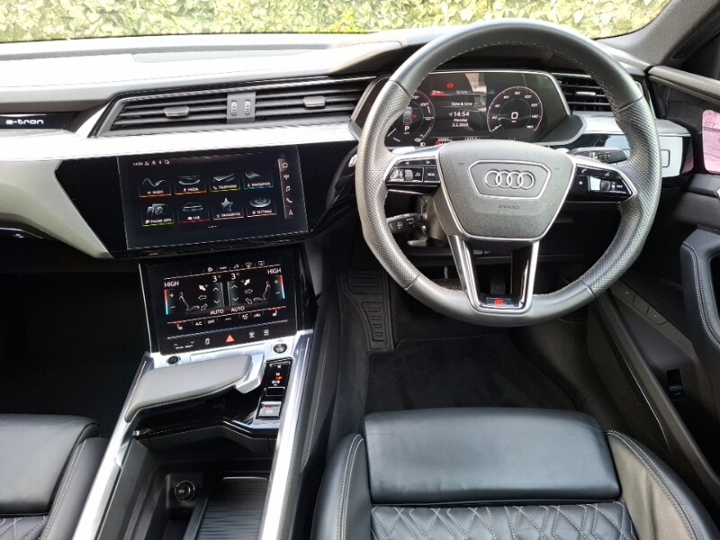 Used Audi e-tron 2022 for sale - 77652528: Photo 7