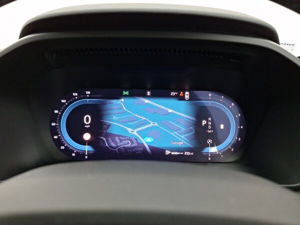 Used Volvo XC40 2024 for sale - 76233254: Photo 10