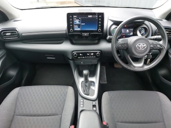 Used Toyota Yaris 2020 for sale - 77549187: Photo