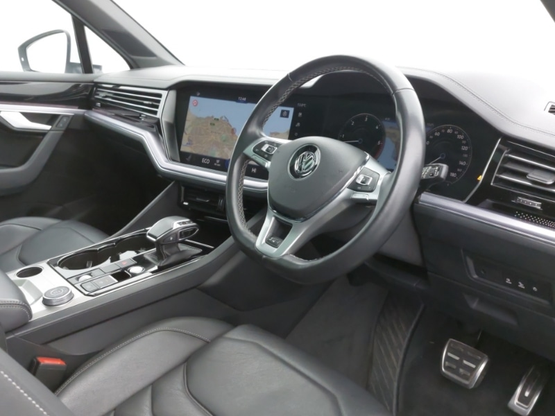 Used Volkswagen Touareg 2019 for sale - 76849400: Photo 12