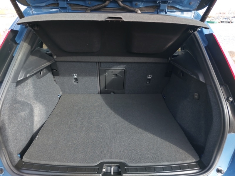 Used Volvo XC40 2024 for sale - 76683375: Photo 8