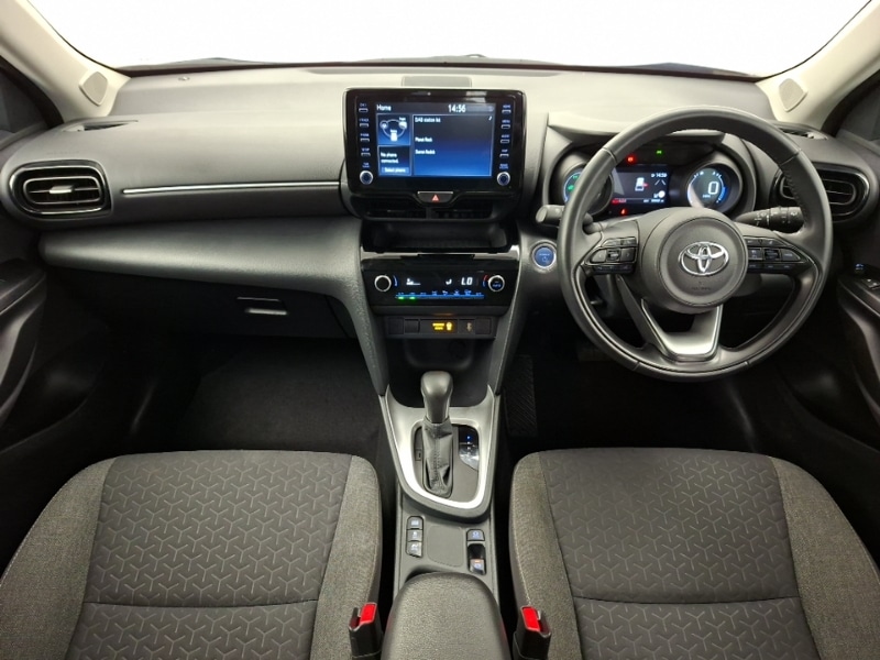 Used Toyota Yaris Cross 2023 for sale - 77736910: Photo 2