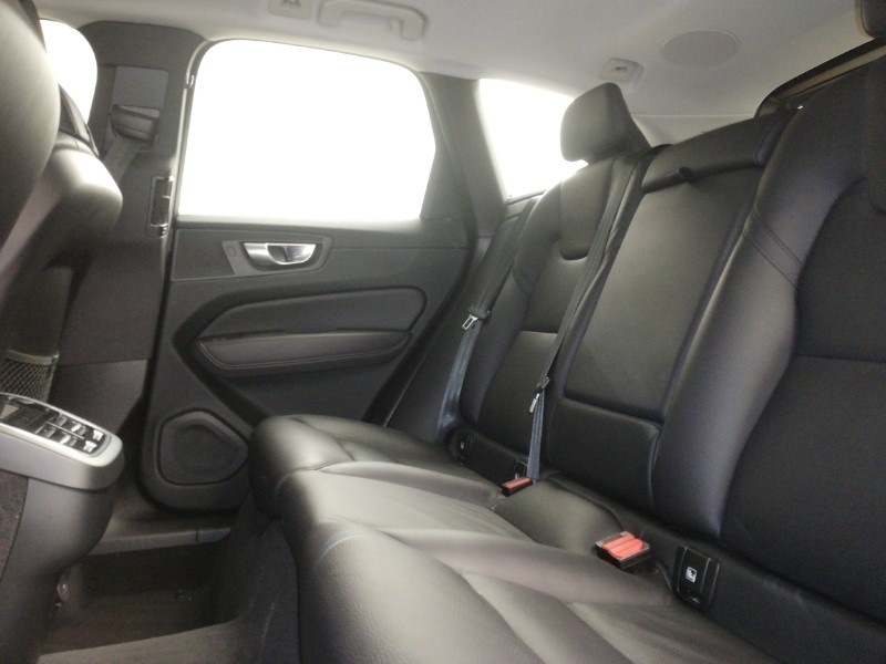 Used Volvo XC60 2023 for sale - 77253161: Photo 6