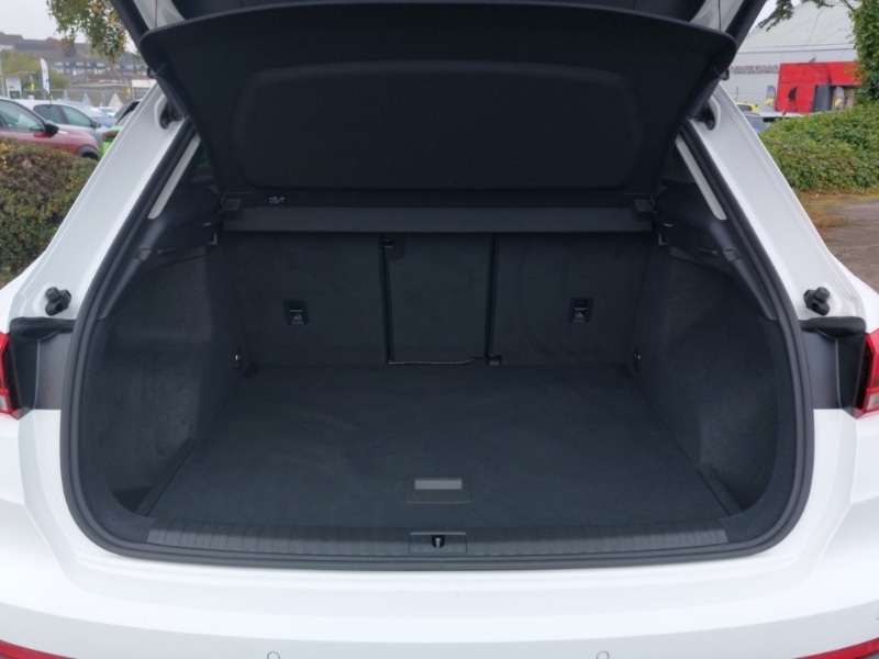 Used Audi Q3 2023 for sale - 76451594: Photo 8