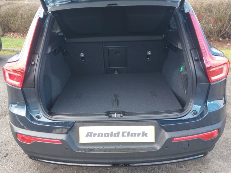 Used Volvo XC40 2025 for sale - 77985454: Photo 8