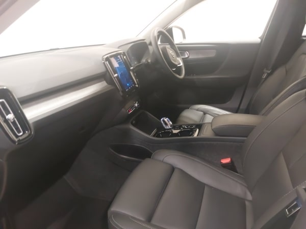 Used Volvo XC40 2024 for sale - 76348044: Photo 5