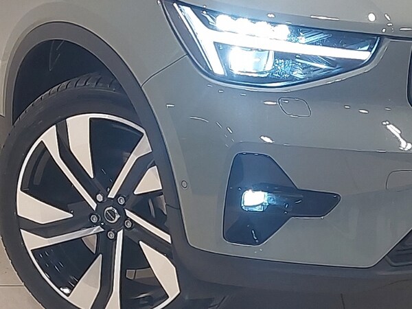 Used Volvo XC40 2024 for sale - 76348044: Photo 9