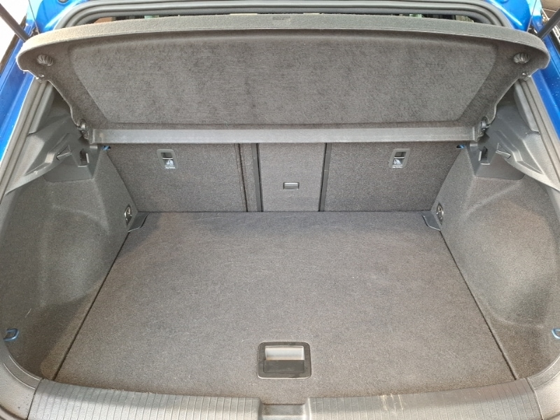 Used Volkswagen T-Roc 2023 for sale - 77035302: Photo 8