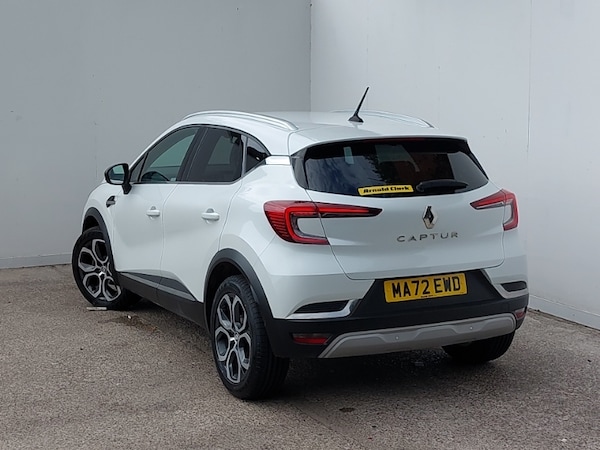 Used Renault Captur 2022 for sale - 76233256: Photo 3