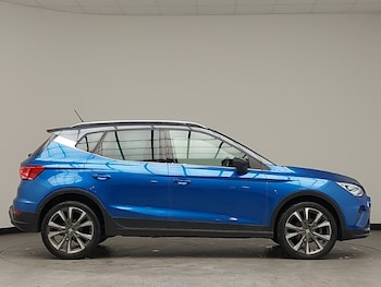 Used SEAT Arona 2024 for sale - 78638601: Photo