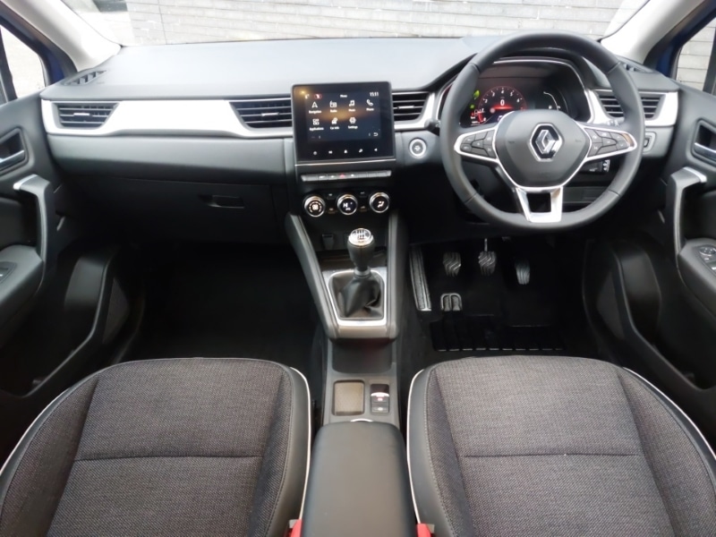 Used Renault Captur 2022 for sale - 77202287: Photo 2