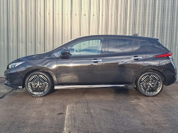 Used Nissan Leaf 2022 for sale - 77170092: Photo