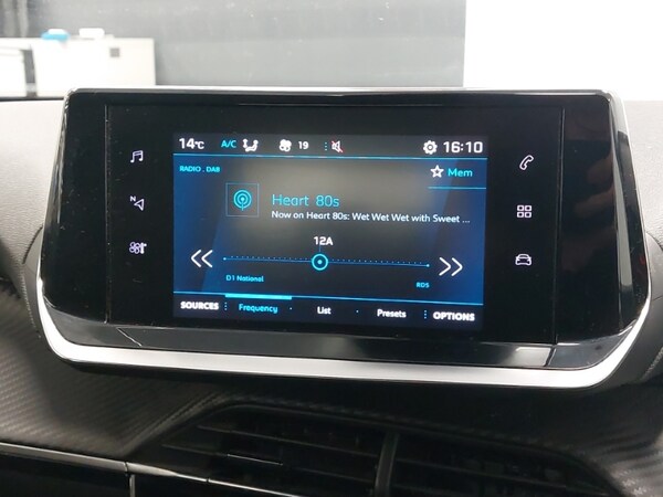 Used Peugeot 2008 2022 for sale - 76343150: Photo 10