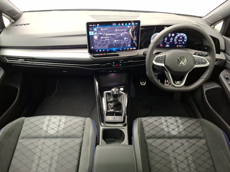 Used Volkswagen Golf 2025 for sale - 77992176: Photo 2