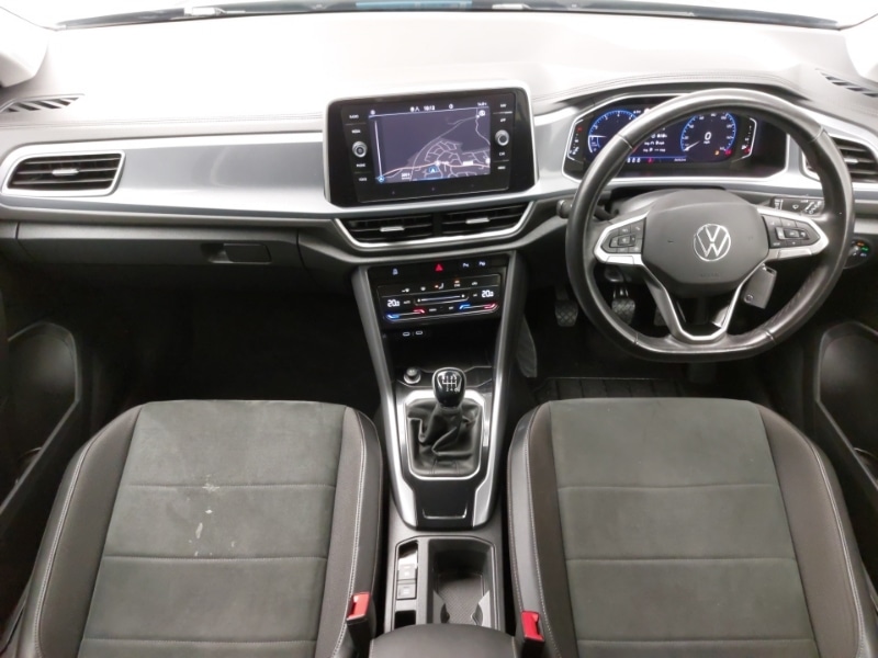Used Volkswagen T-Roc 2023 for sale - 76789147: Photo 2