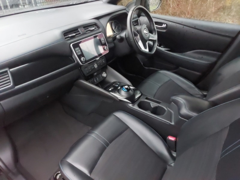 Used Nissan Leaf 2022 for sale - 77012825: Photo 5