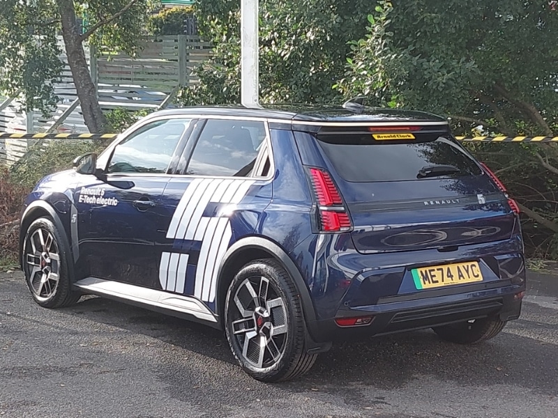 Used Renault 5 2025 for sale - 76672893: Photo 3