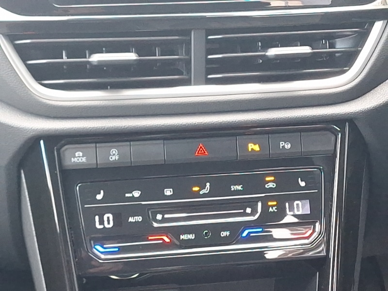 Used Volkswagen T-Roc 2025 for sale - 77126814: Photo 11