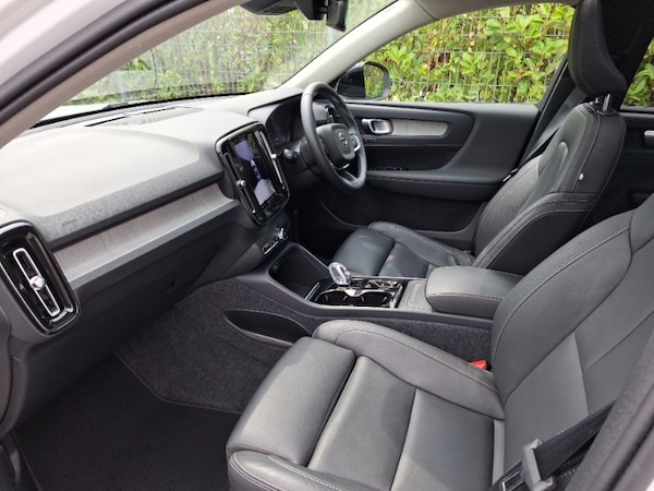 Used Volvo XC40 2024 for sale - 76288743: Photo 5