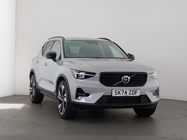 Used Volvo XC40 2024 for sale - 76221029: Photo 1