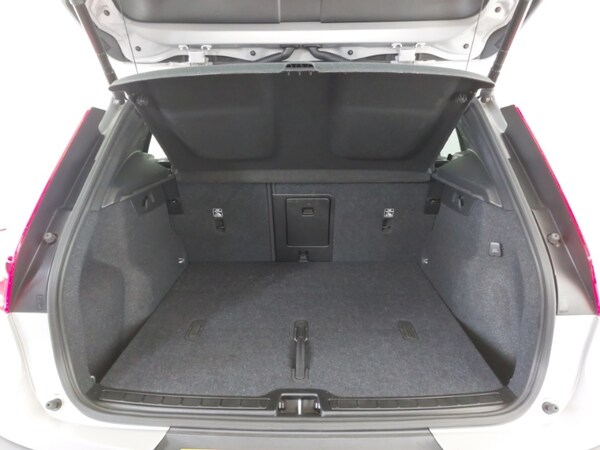 Used Volvo XC40 2024 for sale - 76221029: Photo 8