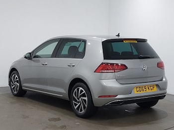 Used Volkswagen Golf 2019 for sale - 76343187: Photo