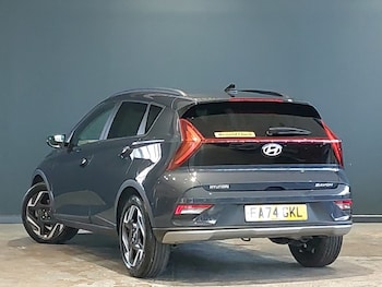 Used Hyundai BAYON 2024 for sale - 76902138: Photo