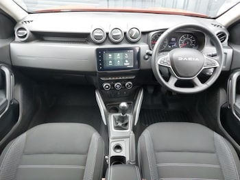 Used Dacia Duster 2023 for sale - 77752296: Photo