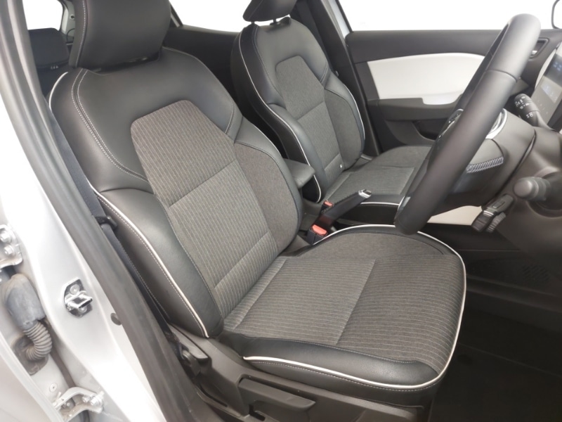 Used Renault Clio 2022 for sale - 76446295: Photo 11