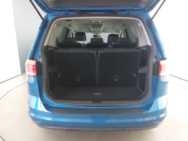 Used Volkswagen Touran 2023 for sale - 77875757: Photo 8