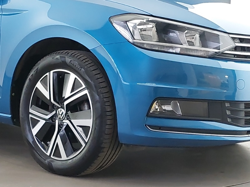 Used Volkswagen Touran 2023 for sale - 77875757: Photo 9