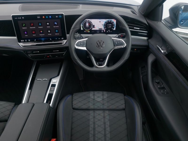 Used Volkswagen Passat 2024 for sale - 77046645: Photo 11