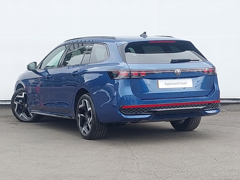 Used Volkswagen Passat 2024 for sale - 77046645: Photo 3