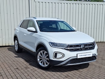 Used Volkswagen T-Roc 2023 for sale - 79439851: Photo