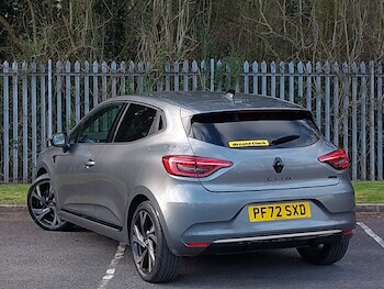 Used Renault Clio 2023 for sale - 77838352: Photo