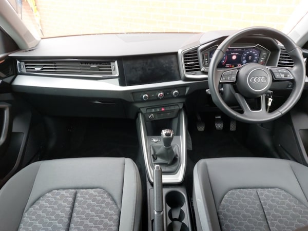 Used Audi A1 2024 for sale - 76198837: Photo 2
