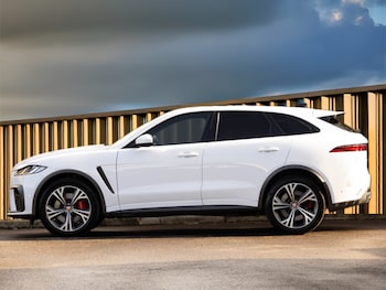Used Jaguar F-Pace 2021 for sale - 76952197: Photo