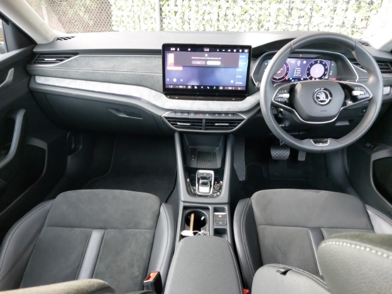 Used Skoda Octavia 2024 for sale - 76519174: Photo 2