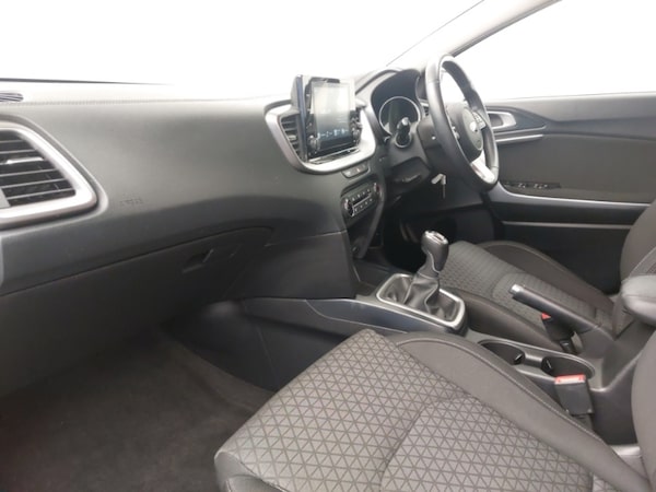 Used Kia XCeed 2020 for sale - 76258618: Photo 5
