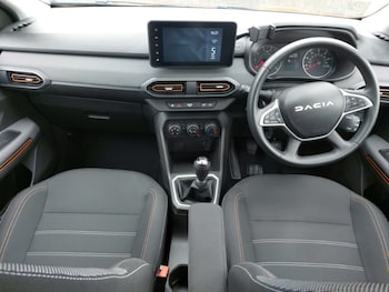Used Dacia Sandero Stepway 2024 for sale - 79492676: Photo