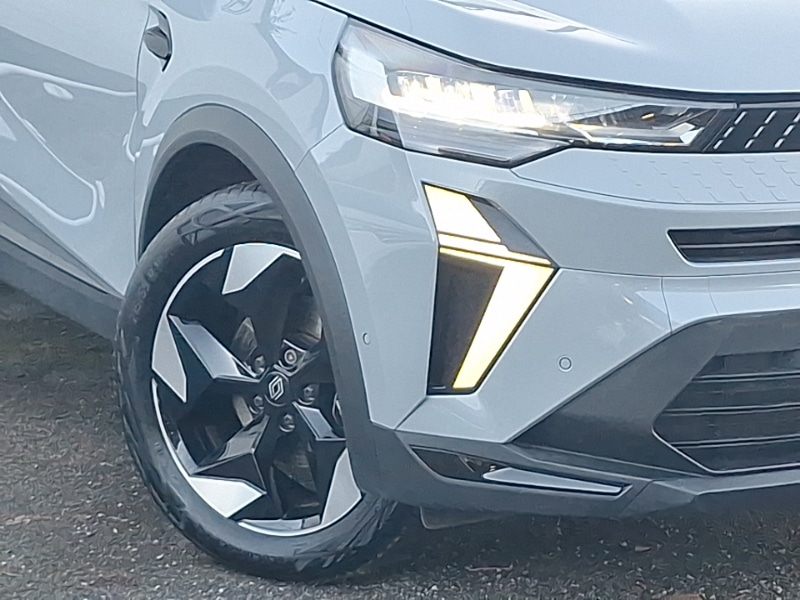 Used Renault Captur 2024 for sale - 76652103: Photo 9