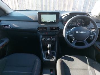 Used Dacia Sandero Stepway 2023 for sale - 78032381: Photo