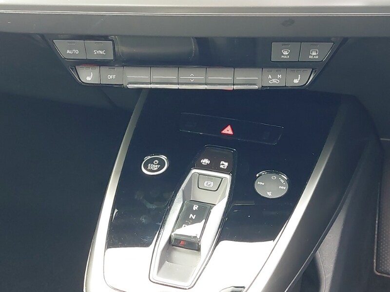 Used Audi Q4 e-tron 2024 for sale - 76097768: Photo 11