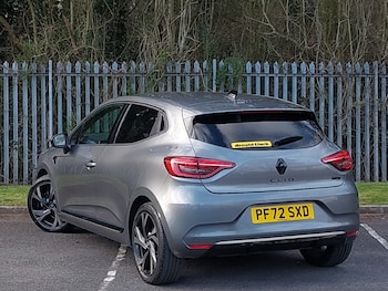 Used Renault Clio 2023 for sale - 78550420: Photo