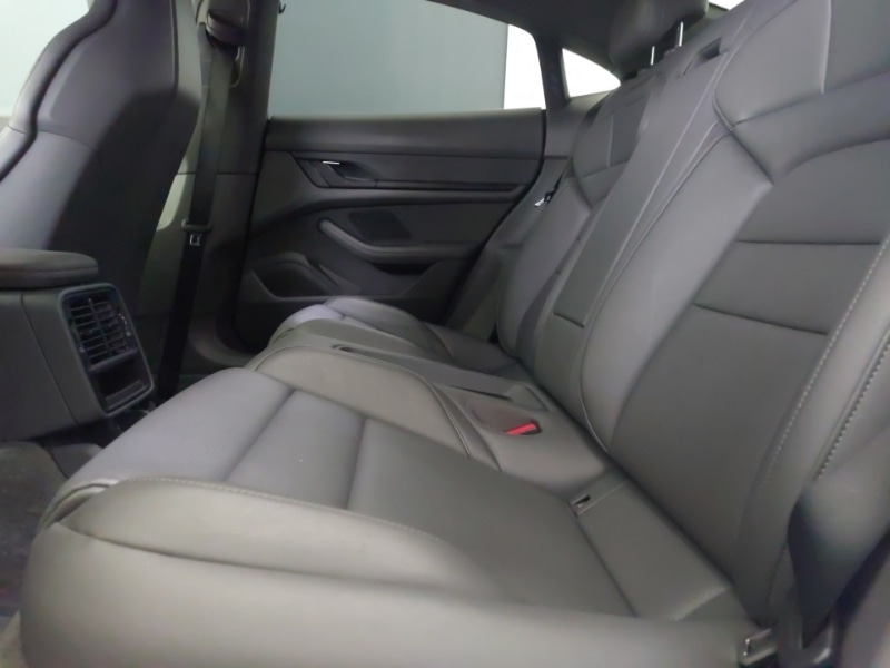 Used Porsche Taycan 2022 for sale - 77597548: Photo 6