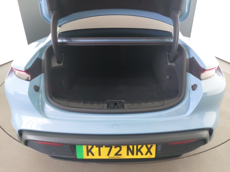 Used Porsche Taycan 2022 for sale - 77597548: Photo 8