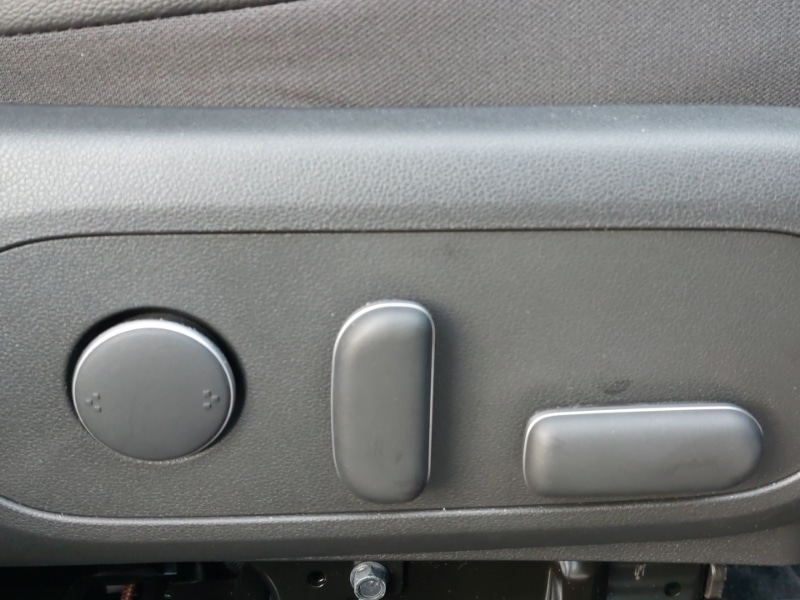 Used Hyundai KONA 2025 for sale - 76358545: Photo 12