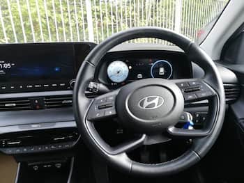 Used Hyundai i20 2024 for sale - 79803176: Photo